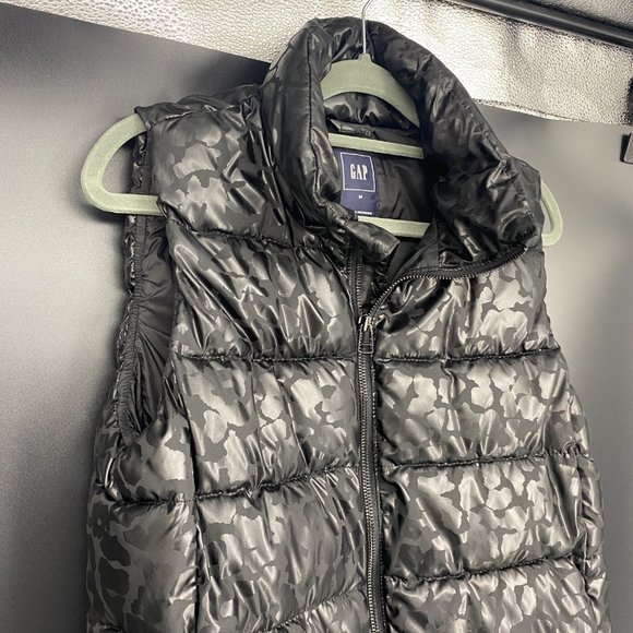 Gap puff vest black - Picture 2 of 9